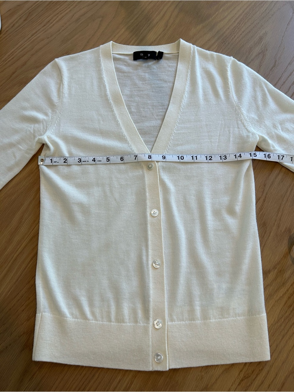 Theory Ivory Merino Wool V-Neck Cardigan XS - Picture 3 of 6